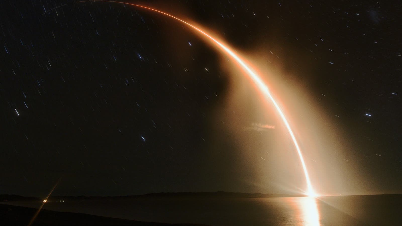 Rocket Lab Electron launches the CAPSTONE spacecraft from New Zealand at night