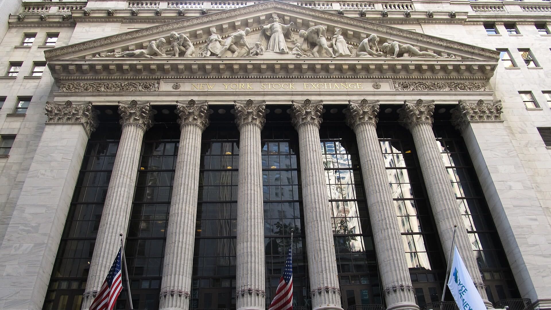New York Stock Exchange facade and columns on Broad Street in Manhattan
