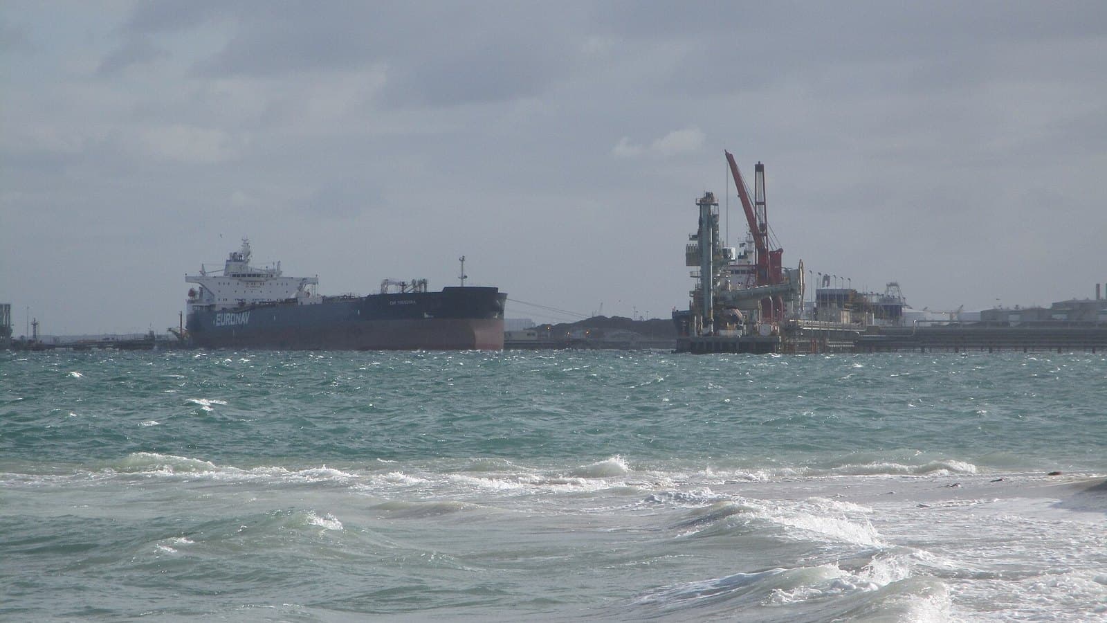 A tanker at the Kwinana refinery jetty in Western Australia, photographed in 2019; oil-shipping context